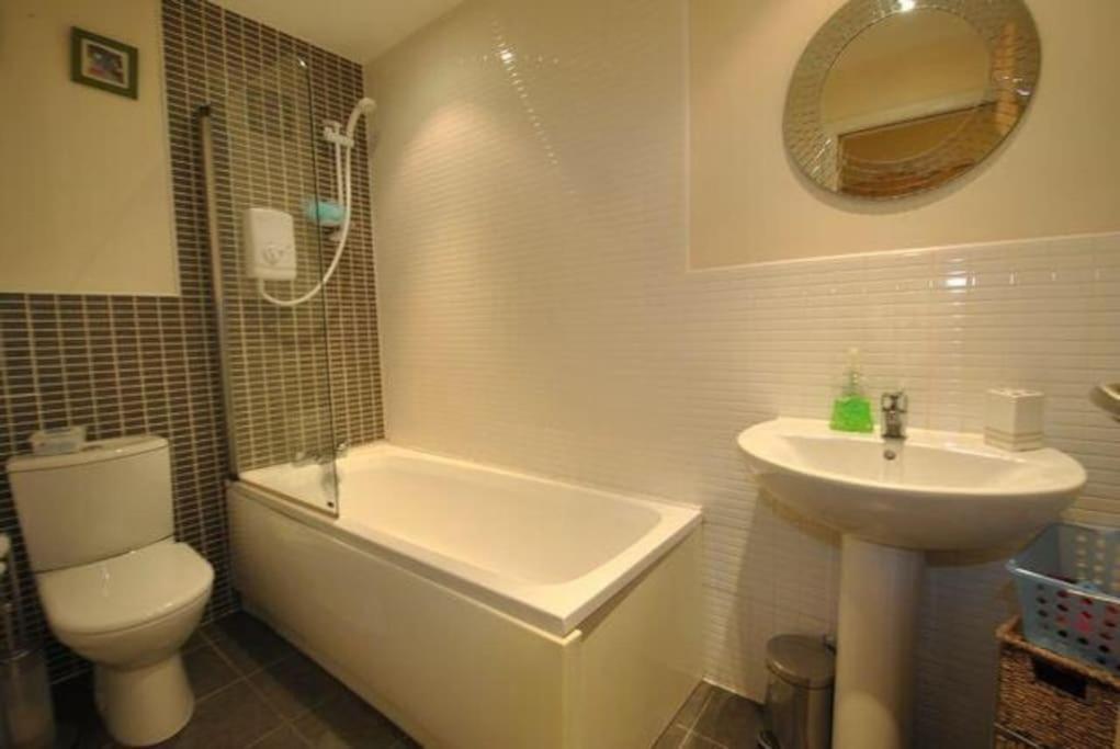 Executive 2 Bed 2 Bath - Free Parking Apartment Glasgow Exterior foto